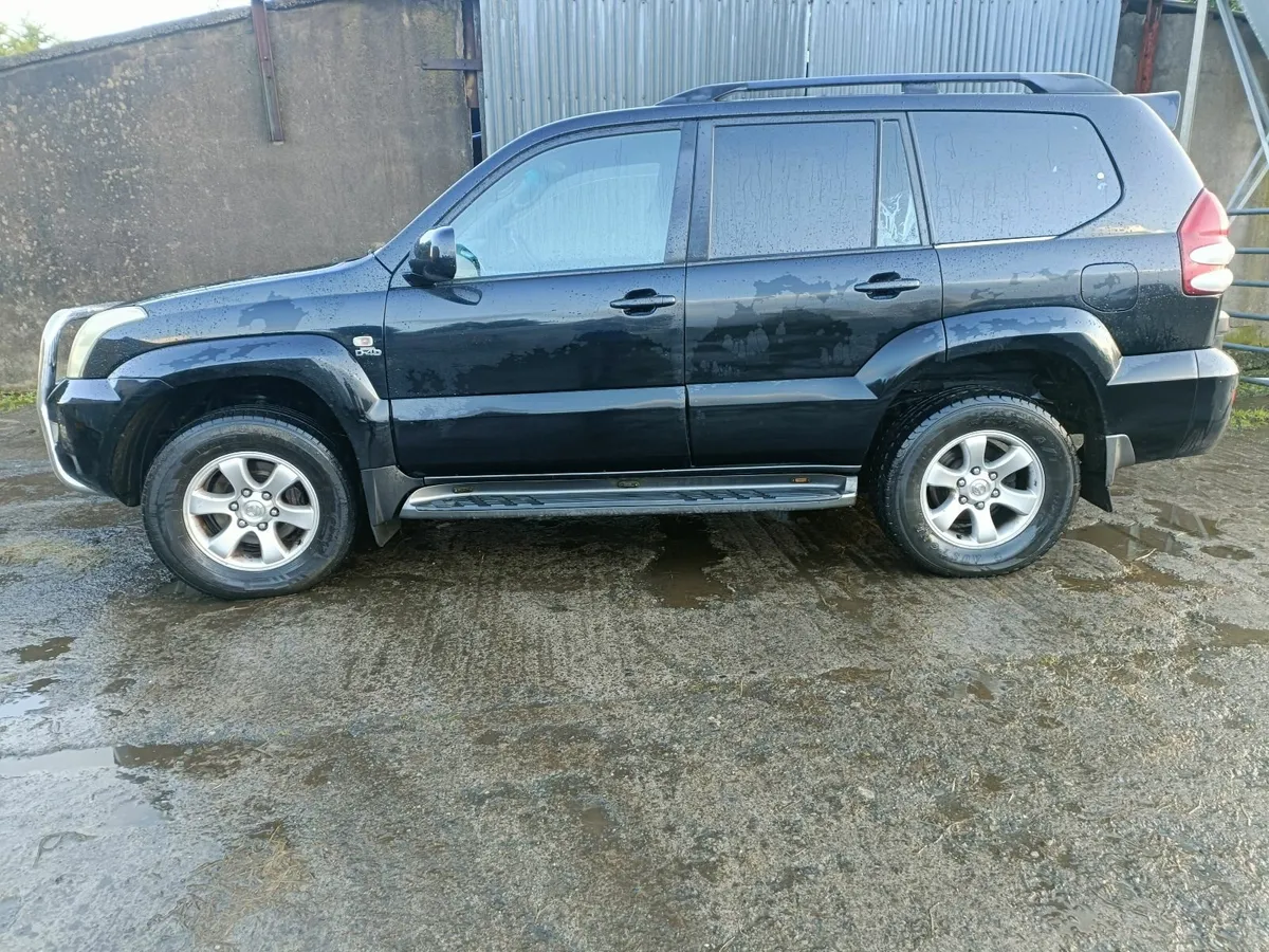 Toyota Land Cruiser 2007 manual crewcab - Image 2