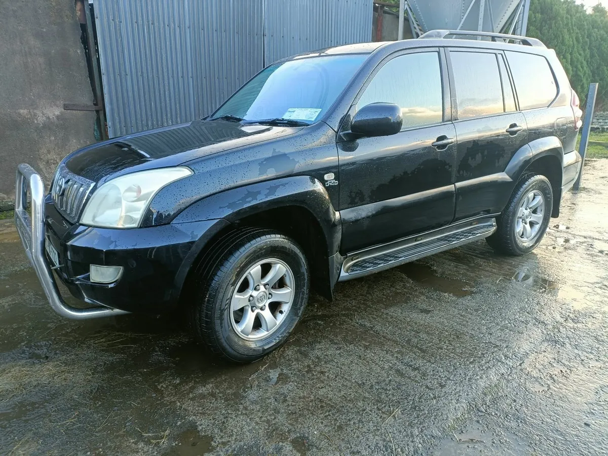 Toyota Land Cruiser 2007 manual crewcab - Image 3