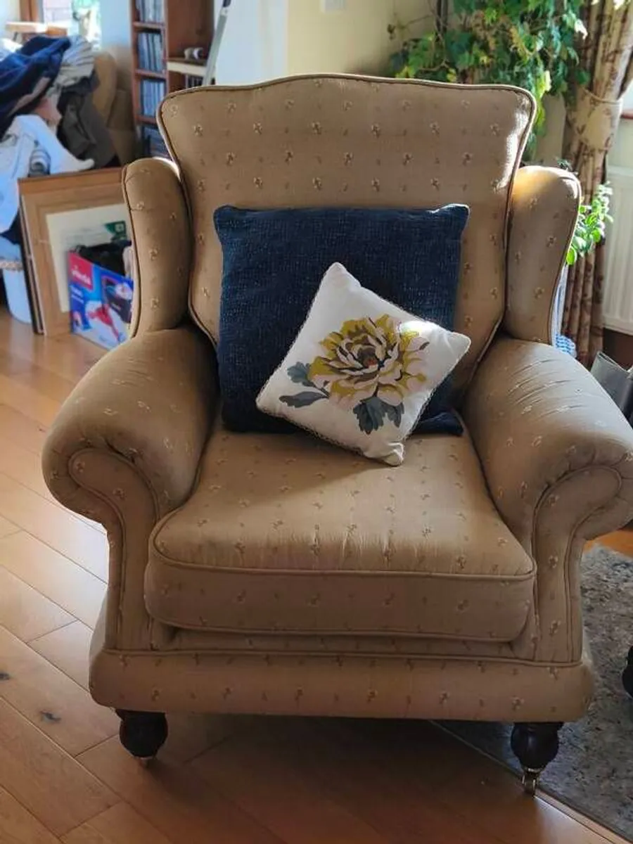 Queen Anne Wing back Armchair - Image 3