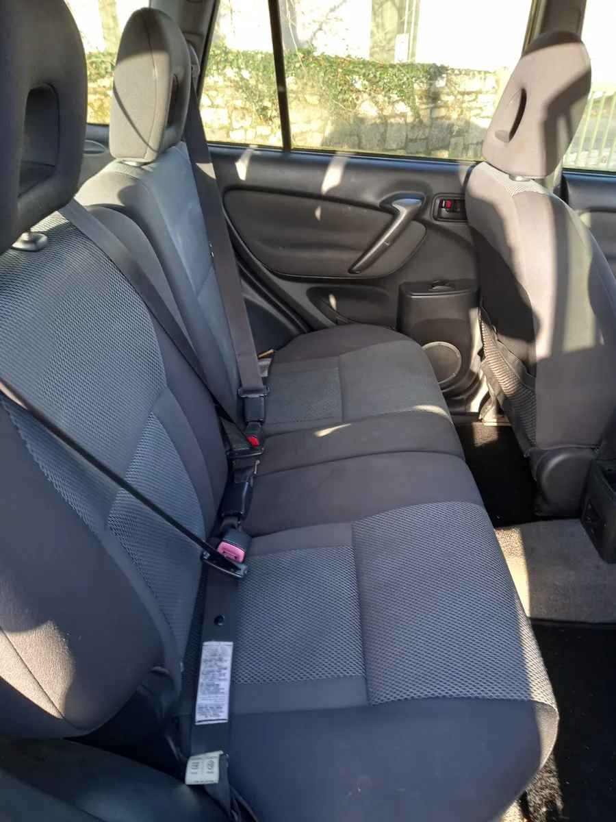 2005 Toyota RAV4 1.8 Petrol - Image 2