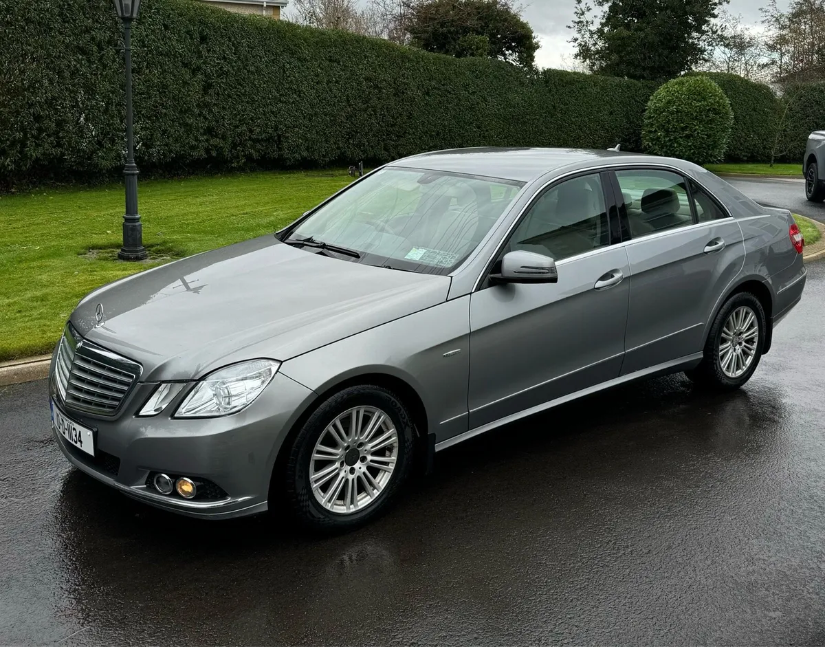 2010 Mercedes E200 Diesel Automatic - Image 1