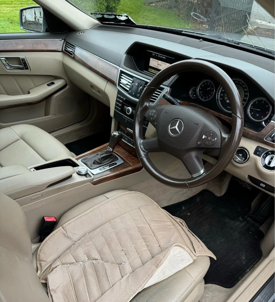 2010 Mercedes E200 Diesel Automatic - Image 4