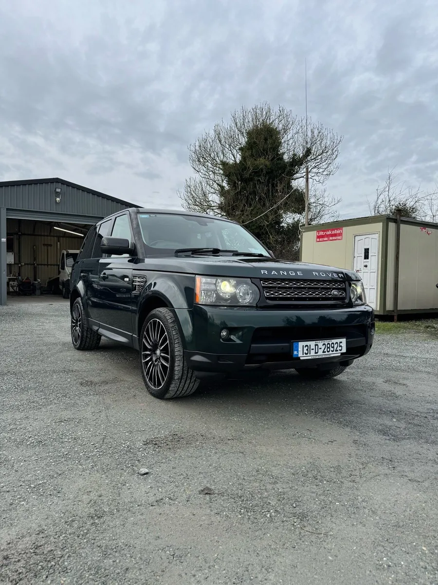 Range Rover Sport 3.0TDV6..Auto/New CVRT/Tax - Image 2