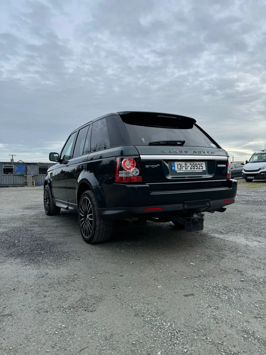 Range Rover Sport 3.0TDV6..Auto/New CVRT/Tax - Image 4