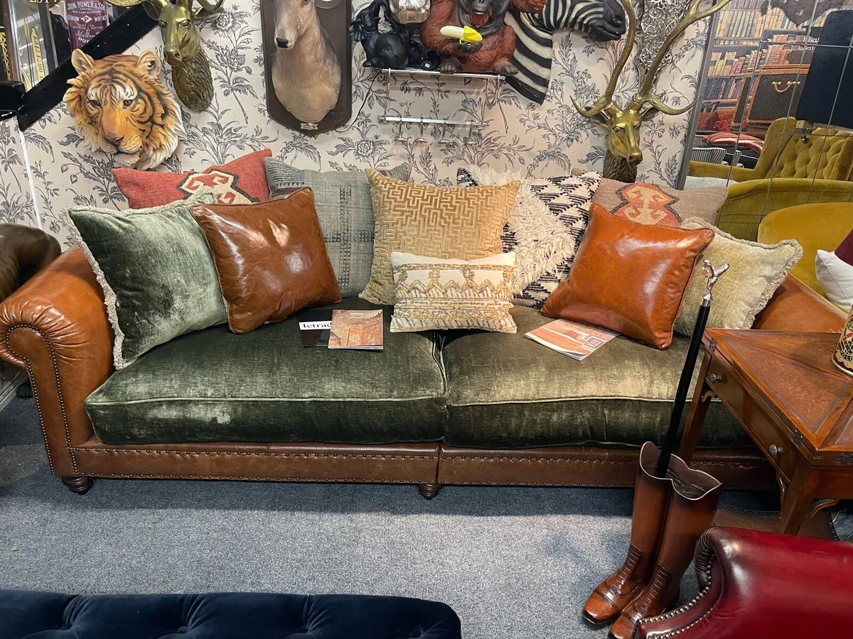 Designer Tetrad grand sofa - Image 3