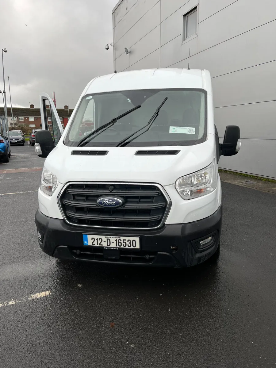 Ford Transit 350 Trend 2021 - Image 3