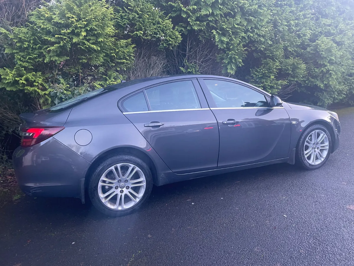 Vauxhall Insignia  2.0 dci 2013  (132) - Image 2