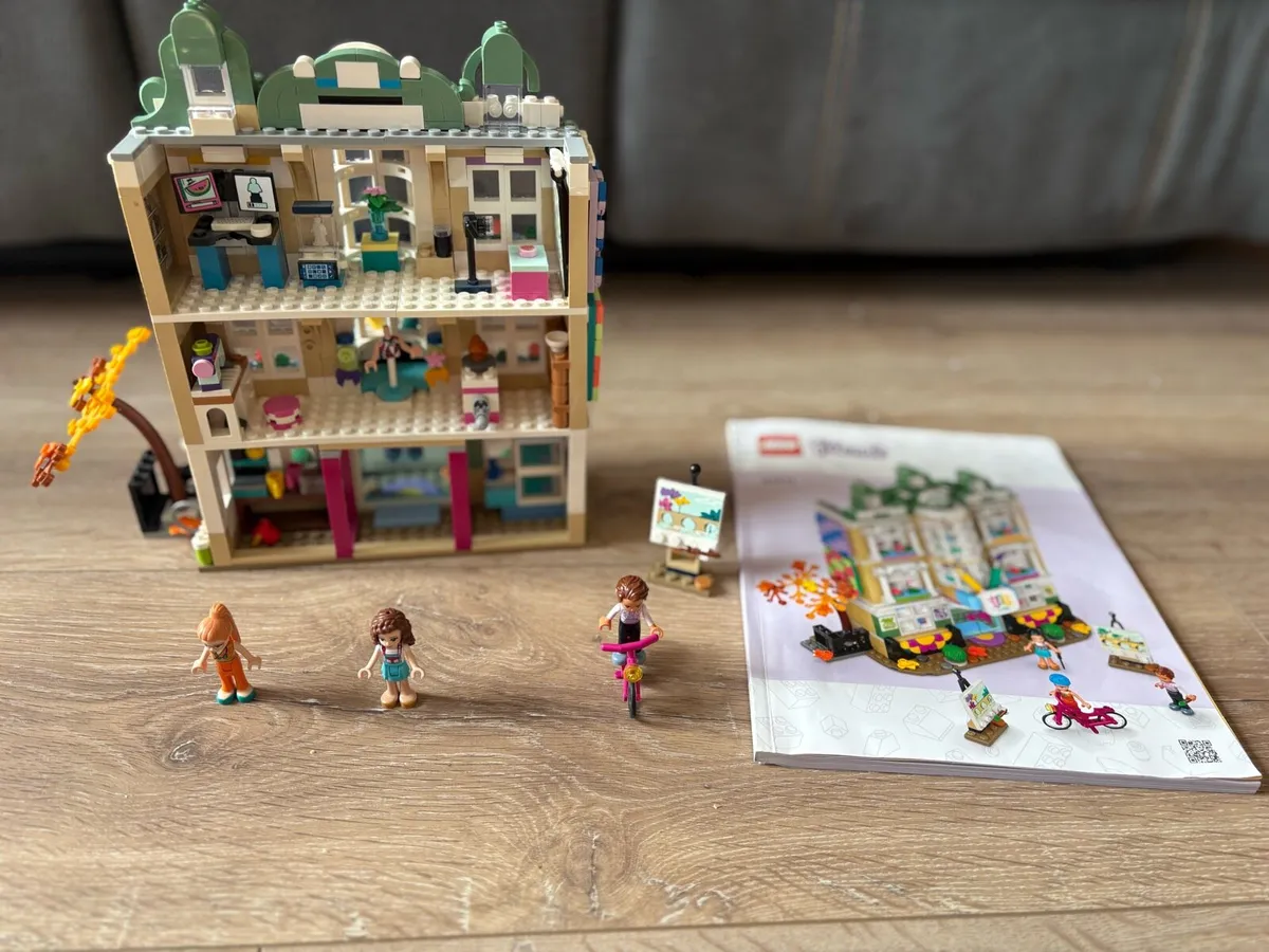 Lego friends for sale - Image 2