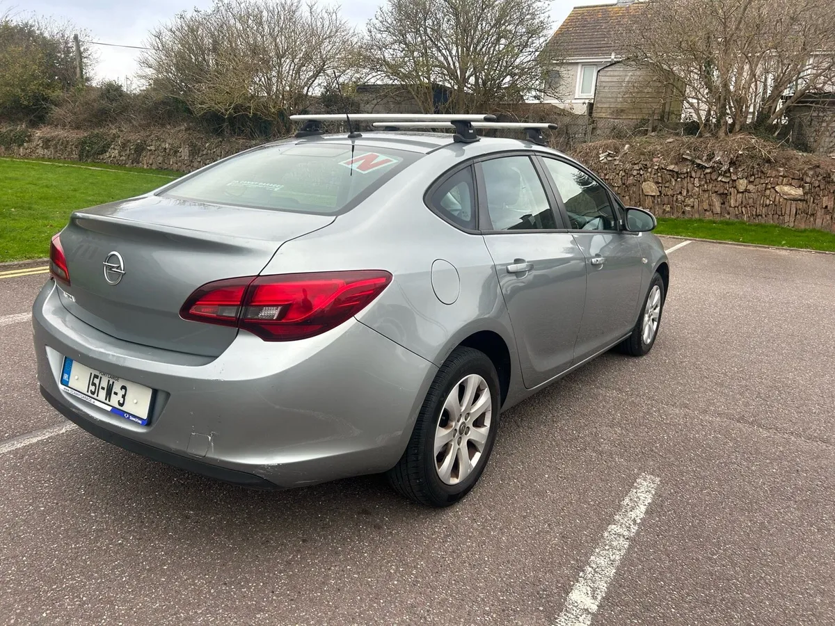 Opel Astra 2015 - Image 3