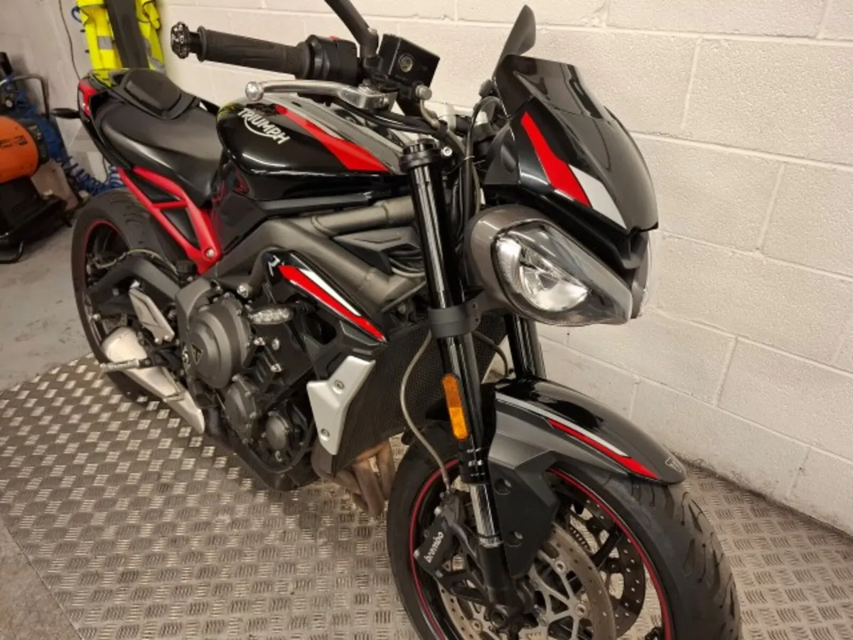 Triumph 765R 2020 - Image 2