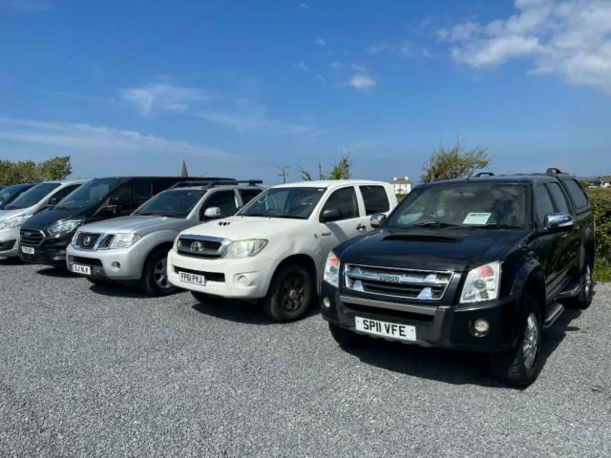 Ford Ranger & Other Range of Jeeps - Image 3