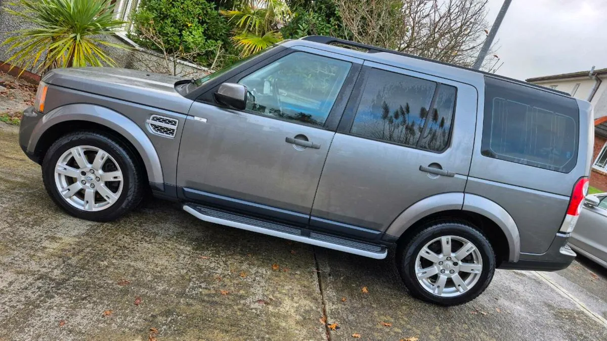 Landrover Discovery 3.0TDV6 Taxed 7 Seater - Image 1