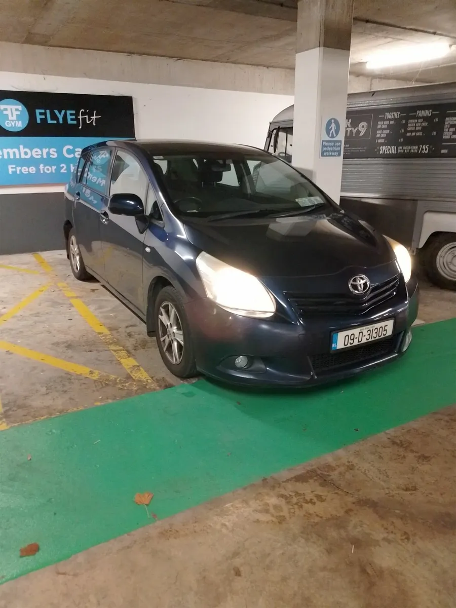 Toyota Verso 2009 - Image 2