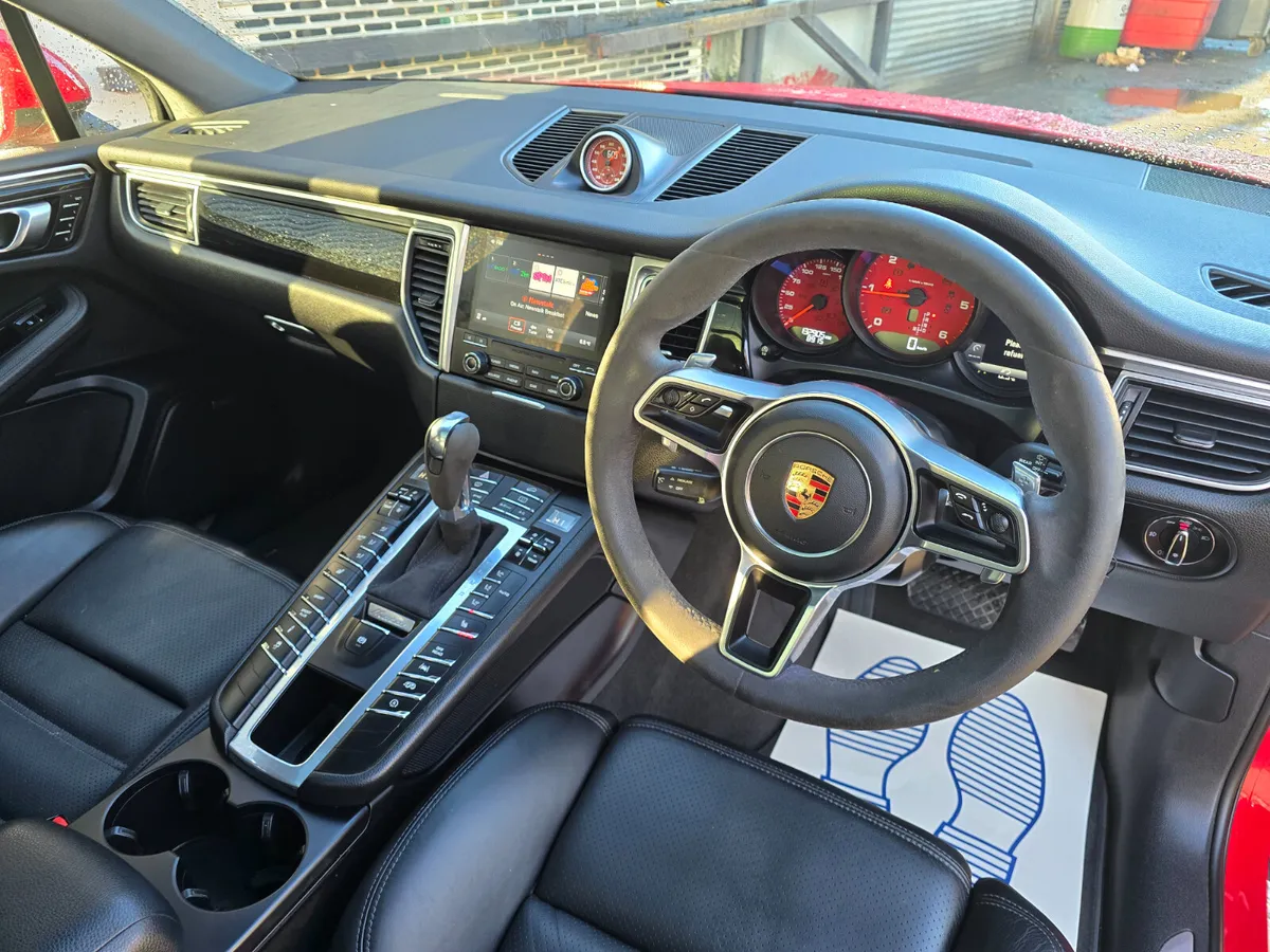 171 Porsche Macan 3.0d - Image 4