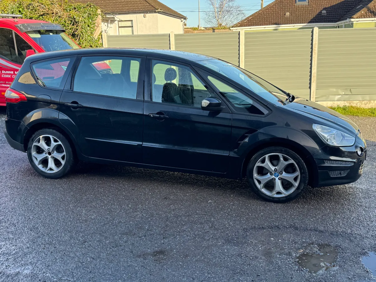 Ford S-Max, 7 seater Automatic - Image 3