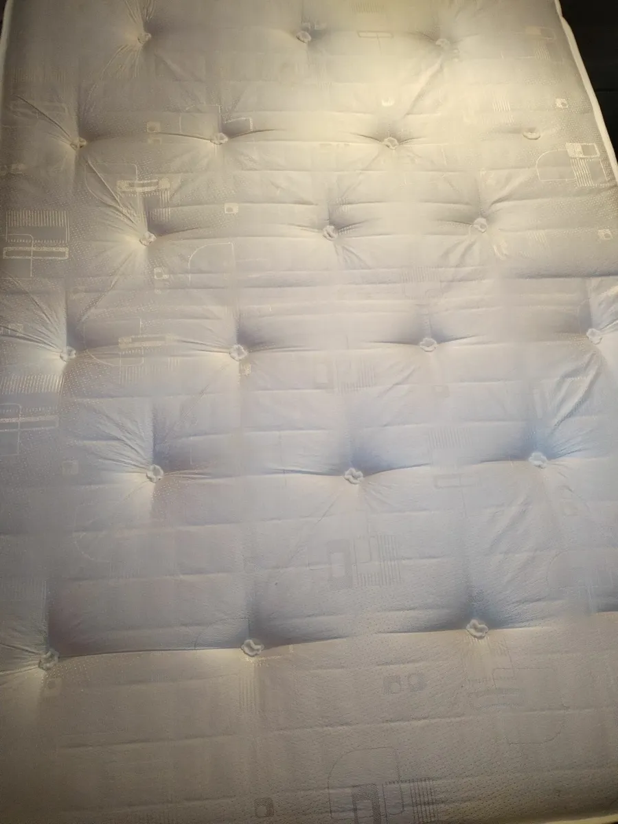 Double bed mattress - Image 3