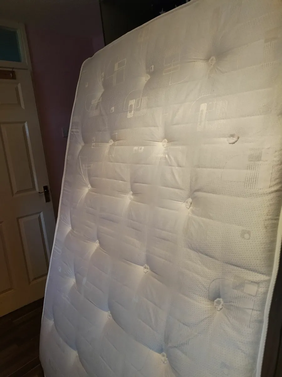 Double bed mattress - Image 4