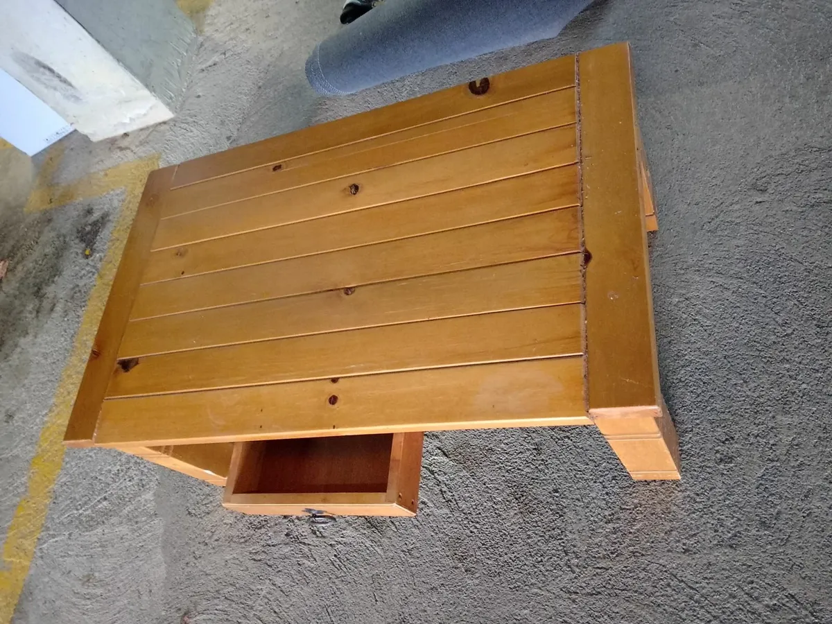 Solid Oak Coffee Table - Image 1