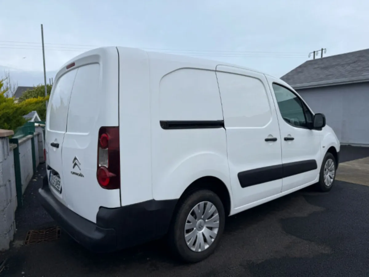 Citroen Berlingo 725 X L2 HDI 6DR - Image 3