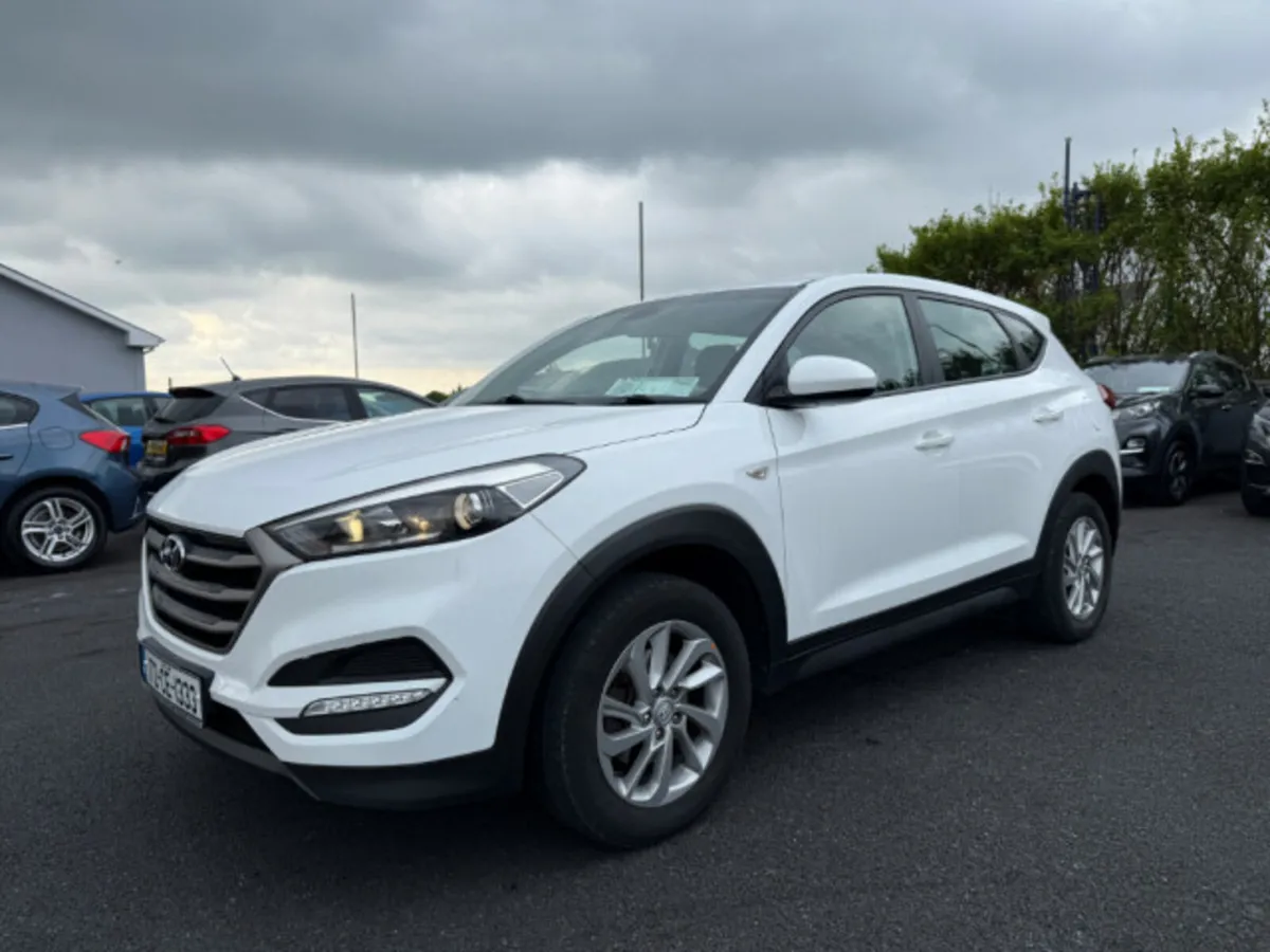 Hyundai Tucson 1.7 S BLD 116PS 5DR - Image 3