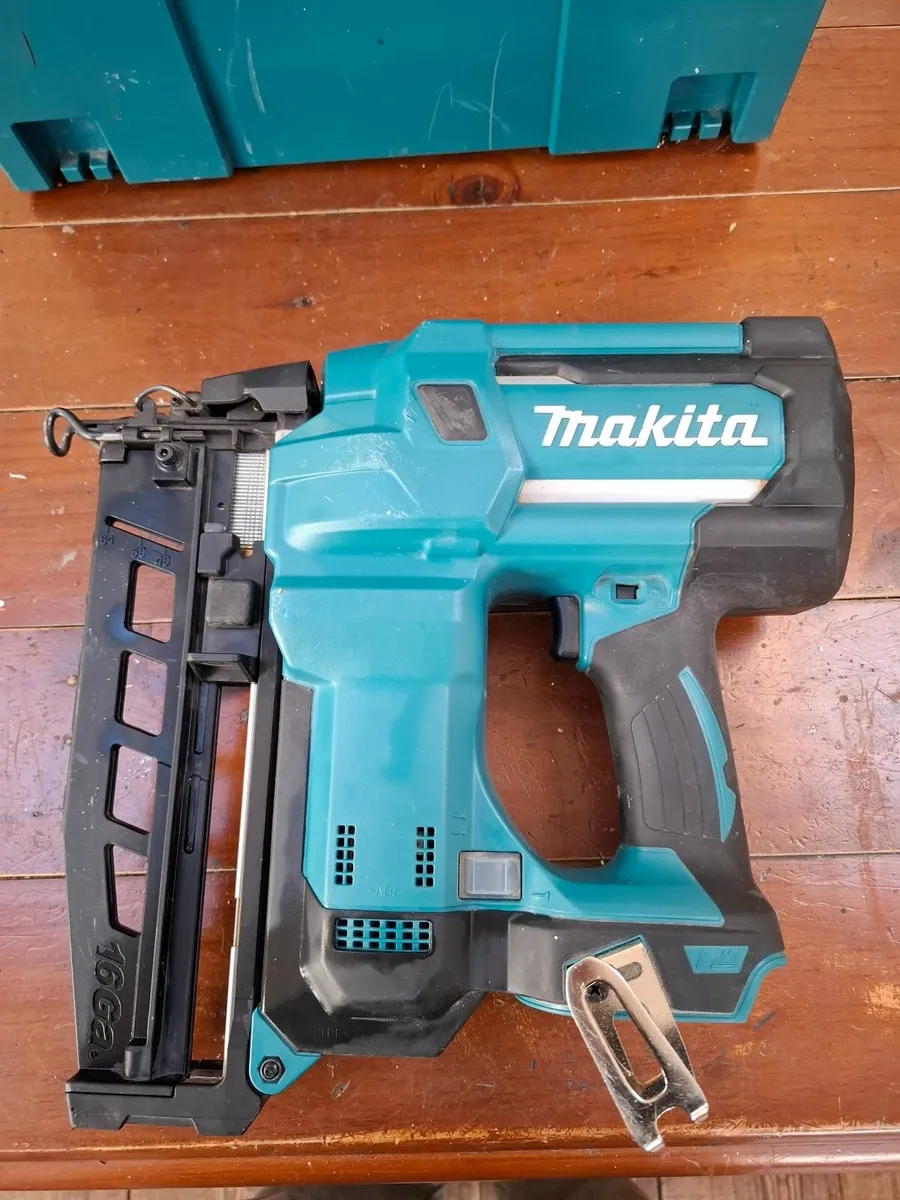 Power tools - Image 1