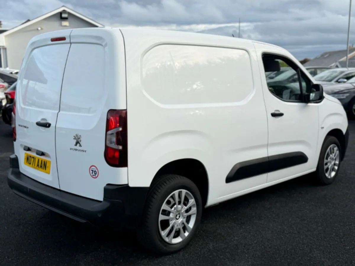 Peugeot Partner BLUEHDI PROFESSIONAL PREMIUM L1 - Image 3