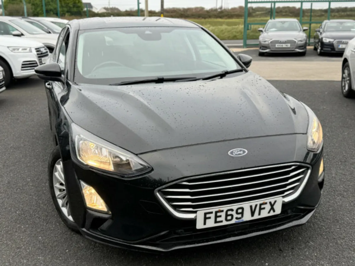 Ford Focus TITANIUM TDCI - Image 2