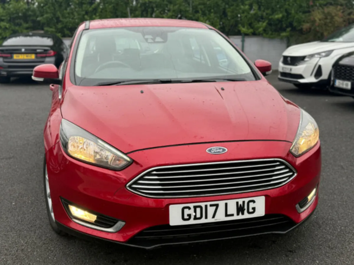 Ford Focus TITANIUM TDCI - Image 2