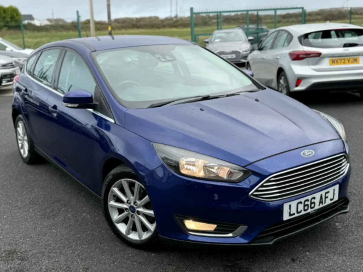Ford Focus TITANIUM TDCI - Image 2