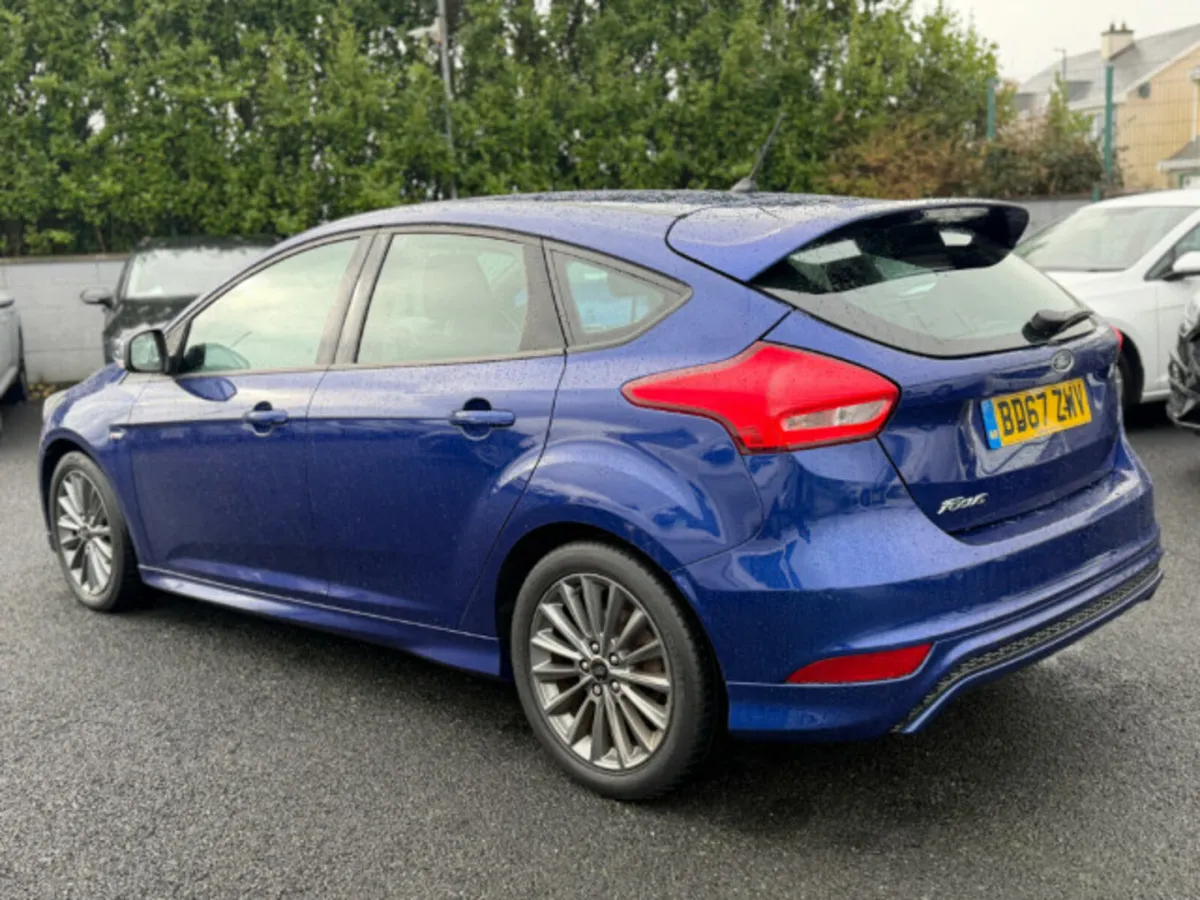 Ford Focus ST-LINE TDCI - Image 4