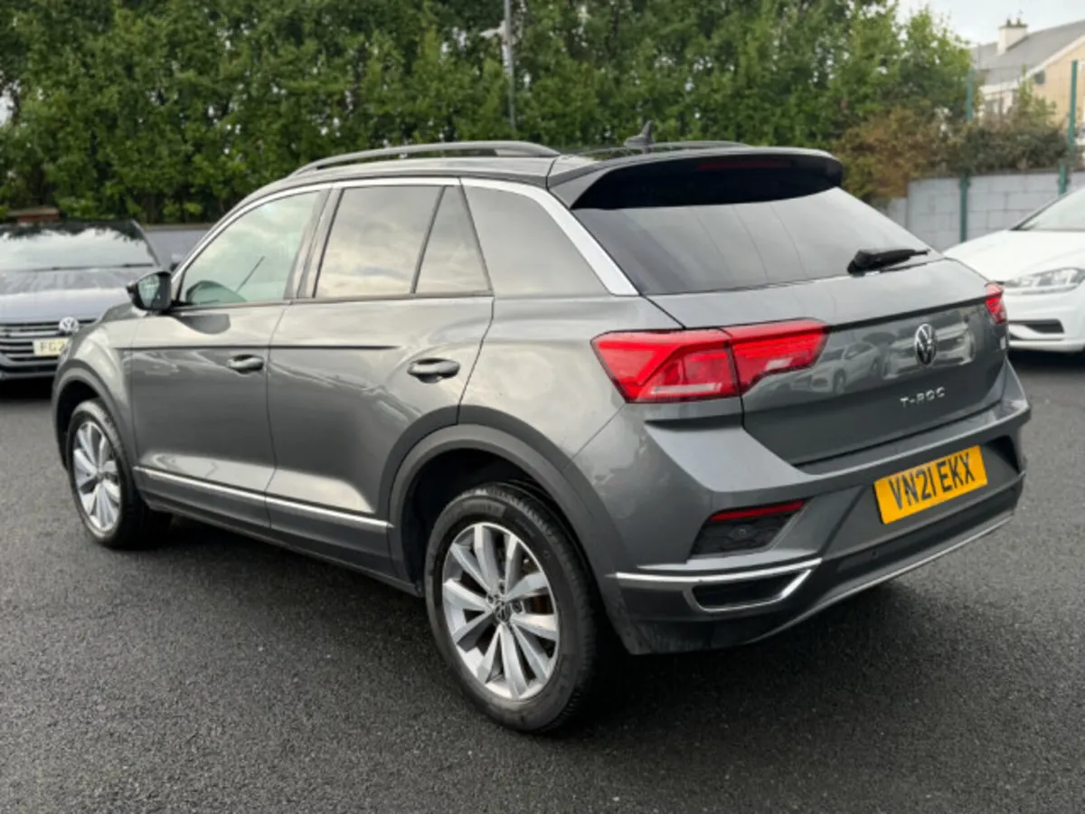 Volkswagen T-Roc DESIGN TDI EVO - Image 4