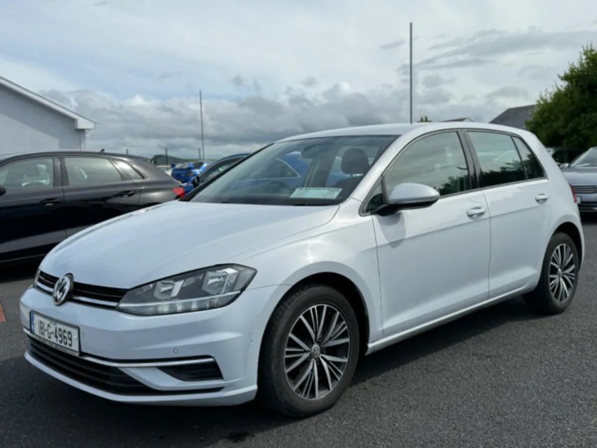 Volkswagen Golf 1.6 TDI SE NAV BMT 115PS 5DR - Image 3