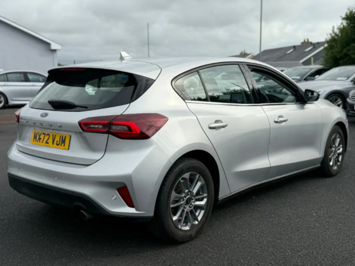 Ford Focus TITANIUM STYLE - Image 3