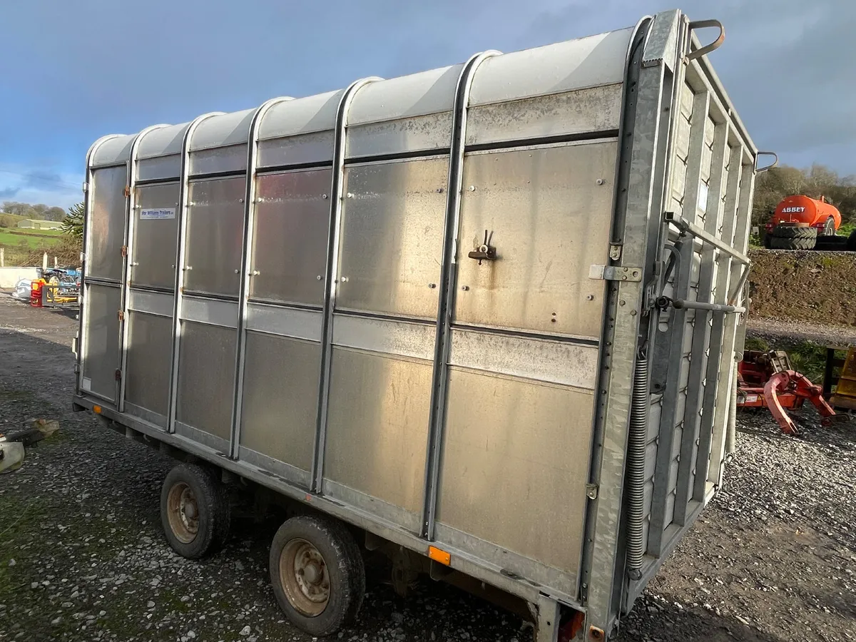 Ifor Williams 12ft dp cattle trailer - Image 2