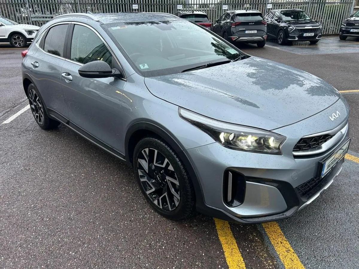 Kia XCeed PE Phev 5DR Auto - Image 2