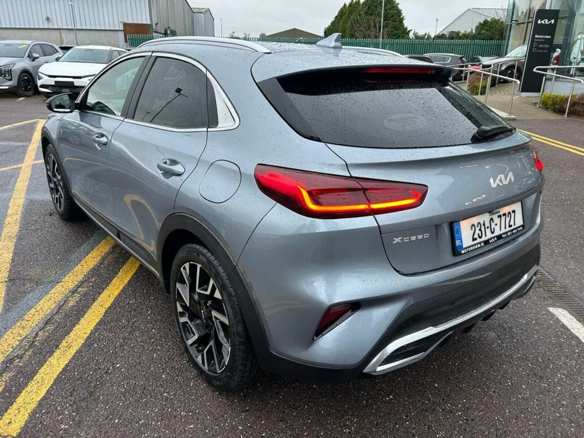 Kia XCeed PE Phev 5DR Auto - Image 3