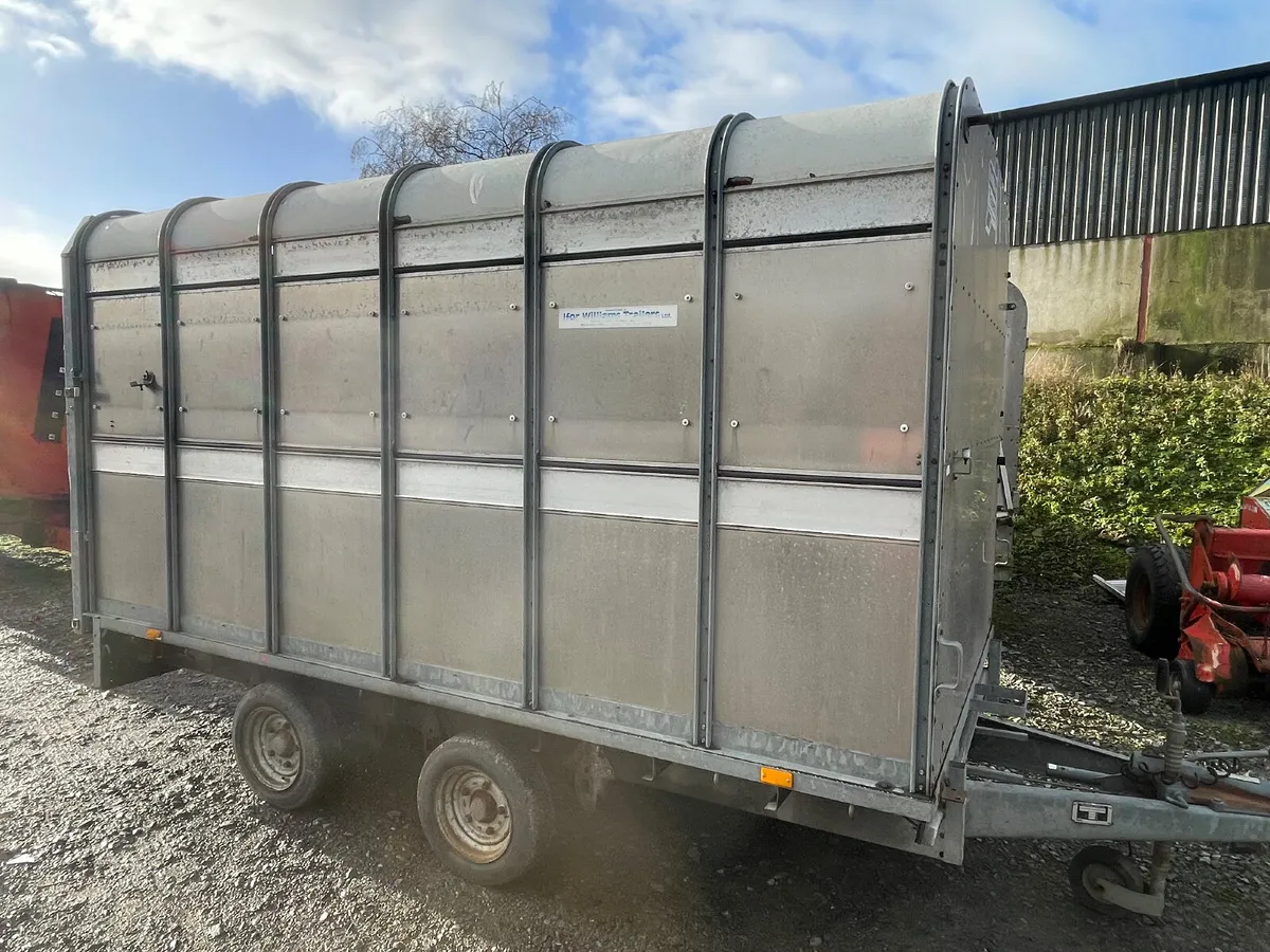 Ifor Williams 12ft dp cattle trailer - Image 1