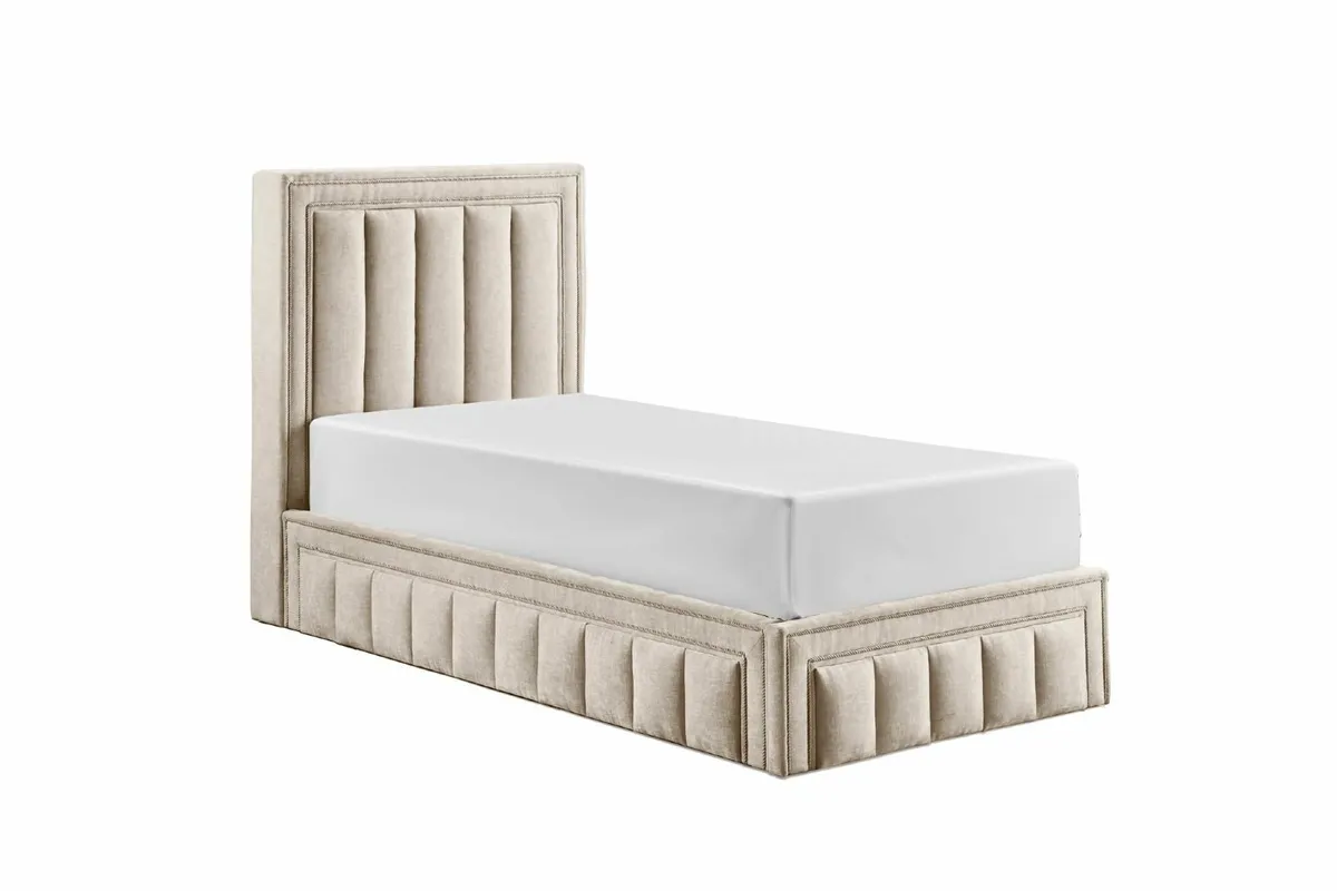 STORAGE BEDS - Image 1