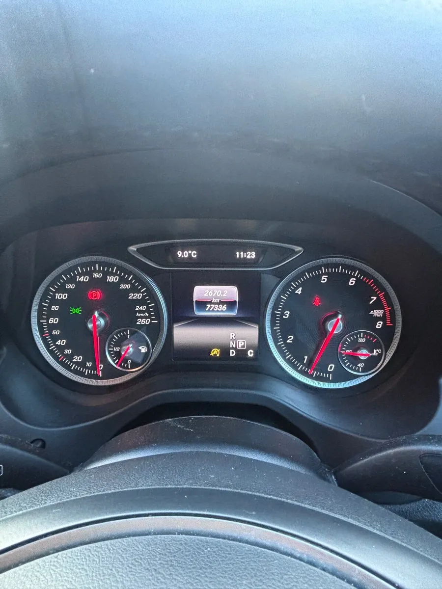 2016 Mercedes-Benz A Class A180 - Image 3