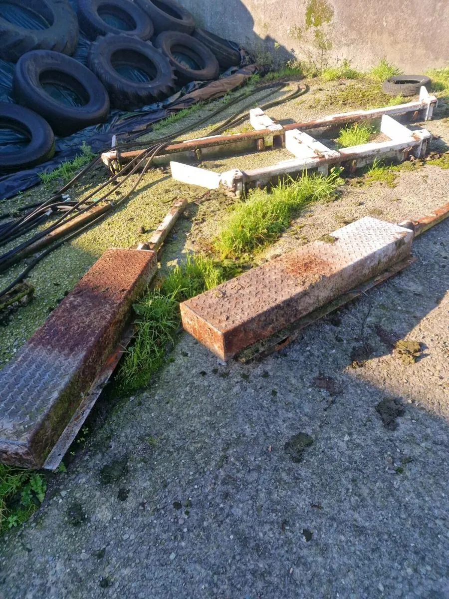 Automatic scrapers - Image 1