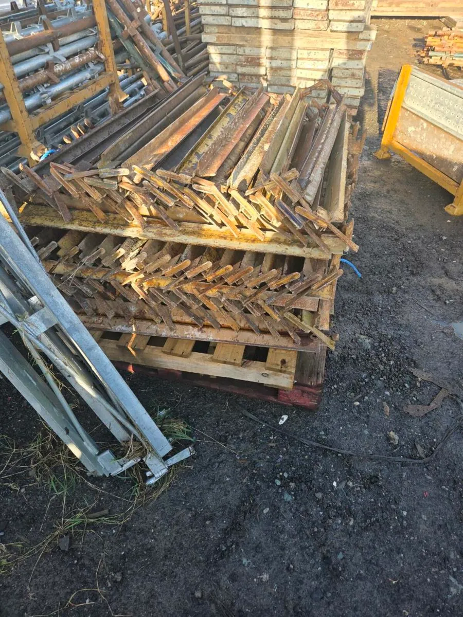 Scaffolding - Image 2