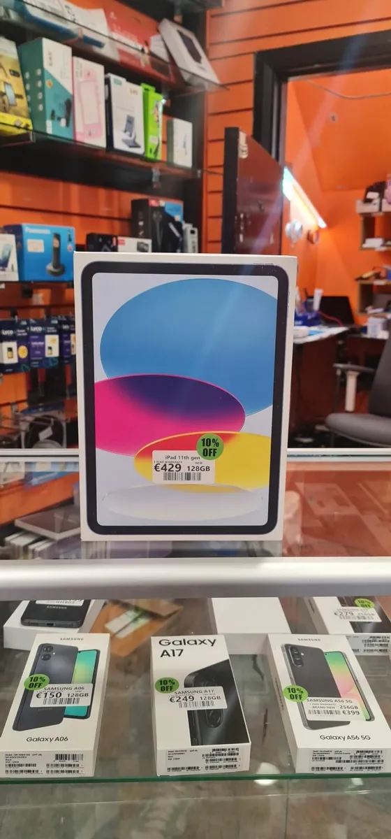 iPad A16 128GB BRAND NEW - Image 3