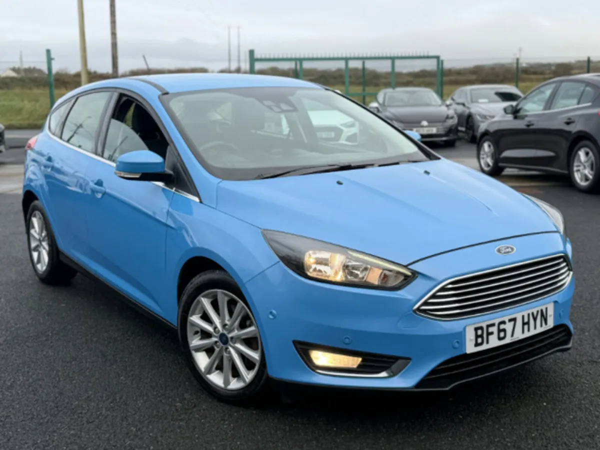 Ford Focus TITANIUM TDCI - Image 2