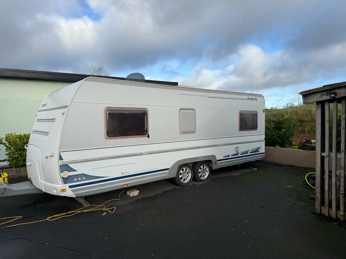 Dethleffs Beduin caravan 1997ish 22ft - Image 3