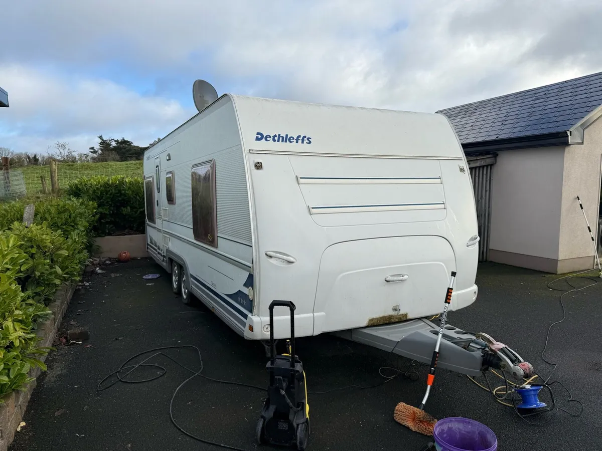 Dethleffs Beduin caravan 1997ish 22ft - Image 4