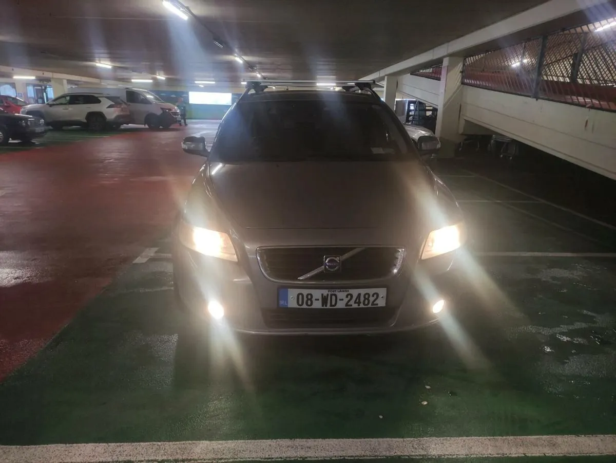 Volvo V50 1.6D - Excellent Condition - Image 2