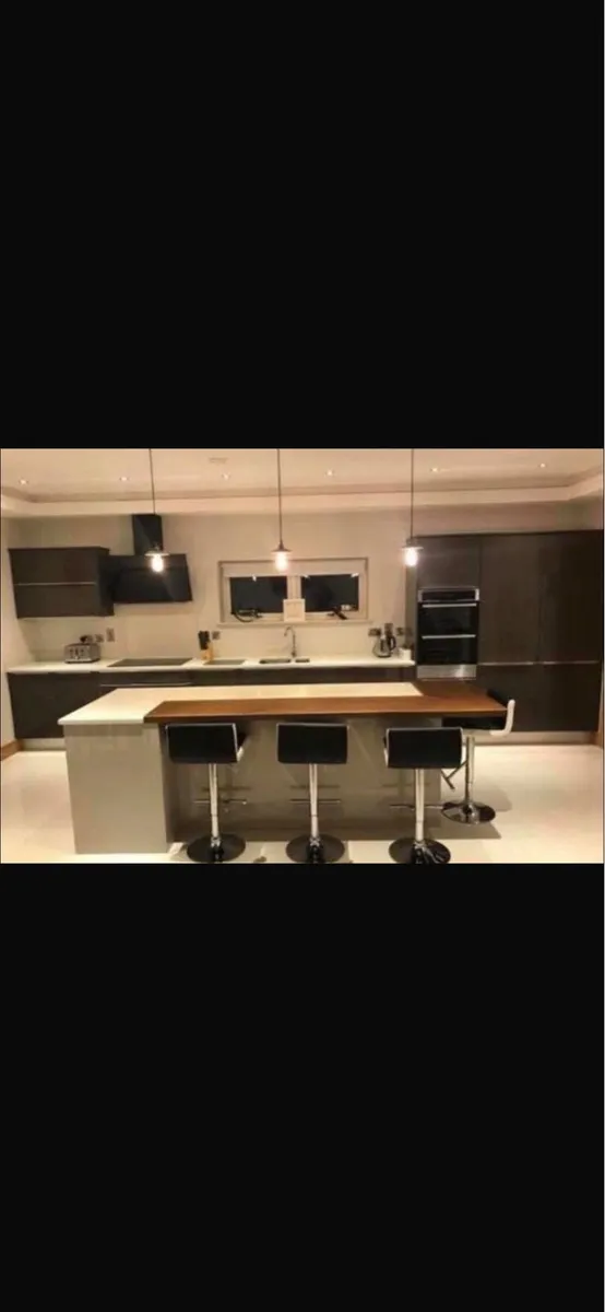 Kitchen - Image 1