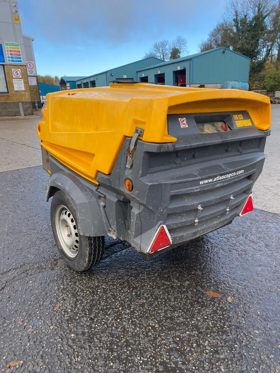 2013 ATLAS COPCO XAS47 90CFM SINGLE COMPRESSOR - Image 3