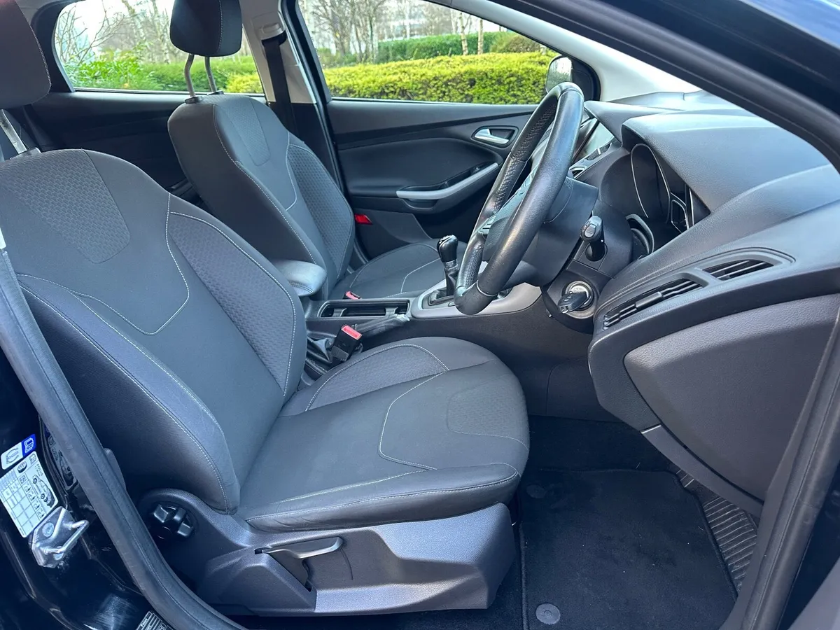 FORD FOCUS ZETEC 1.0L  2016 5 DR. NEW NCT & TAXED - Image 4