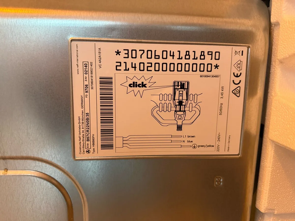 Built in oven - Image 4